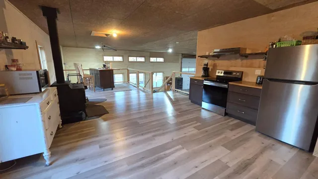 $799,999 | 602 Hussey Hill Road, Vassalboro, ME 04989