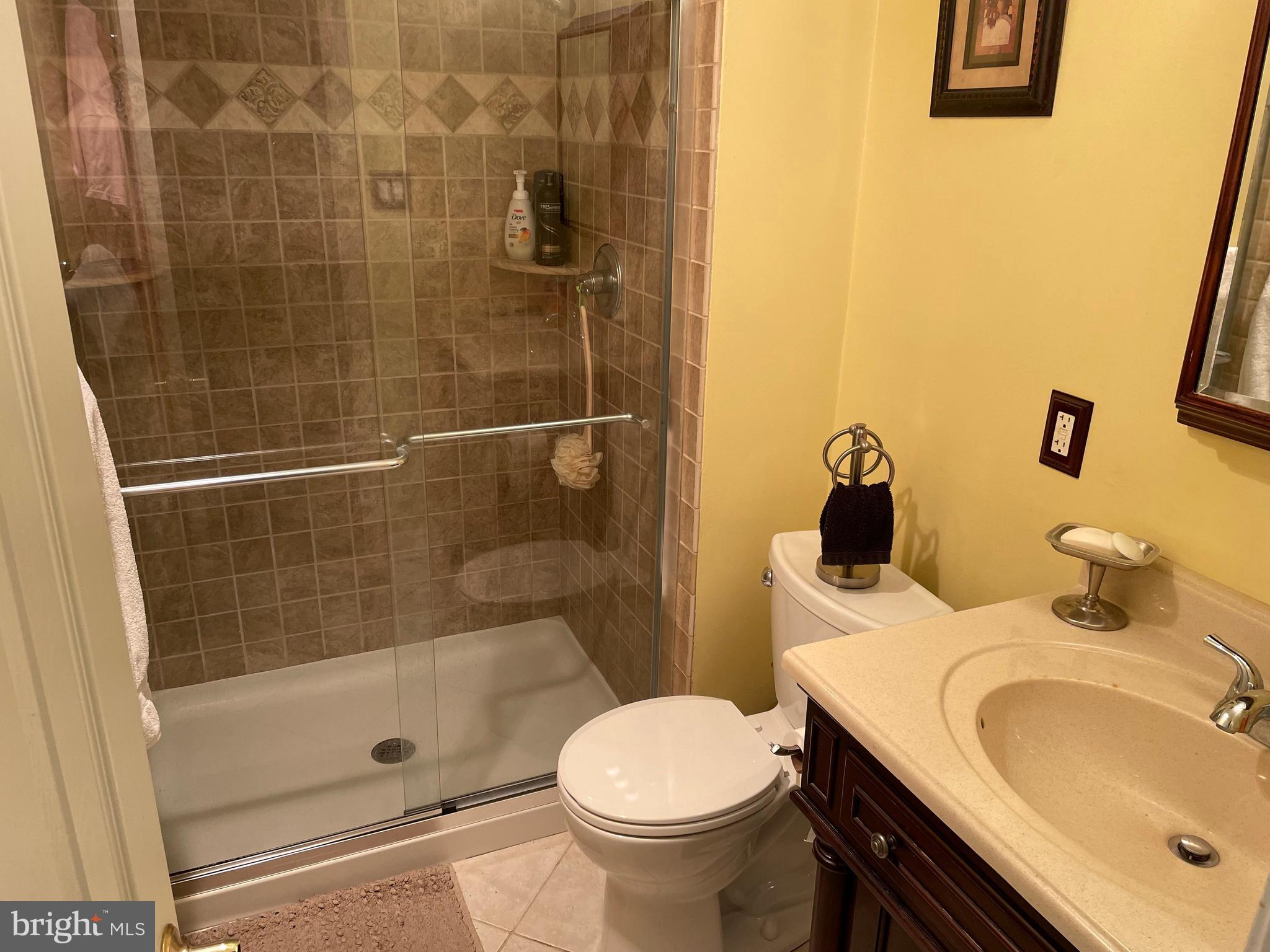 11005 Rennard Street Philadelphia, PA 19116 - Photo 21 of 25 Gallery Image 21