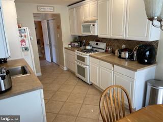 11005 Rennard Street Philadelphia, PA 19116 - Photo 10 of 25 Gallery Image 10