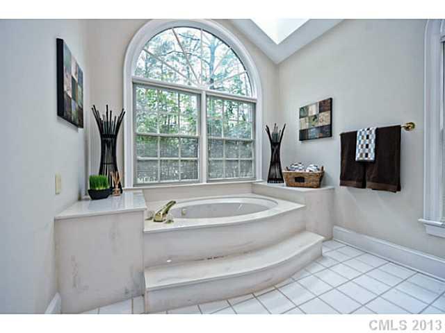 3511 Providence Manor Road Charlotte, NC 28270 - Photo 10 of 16 Gallery Image 10
