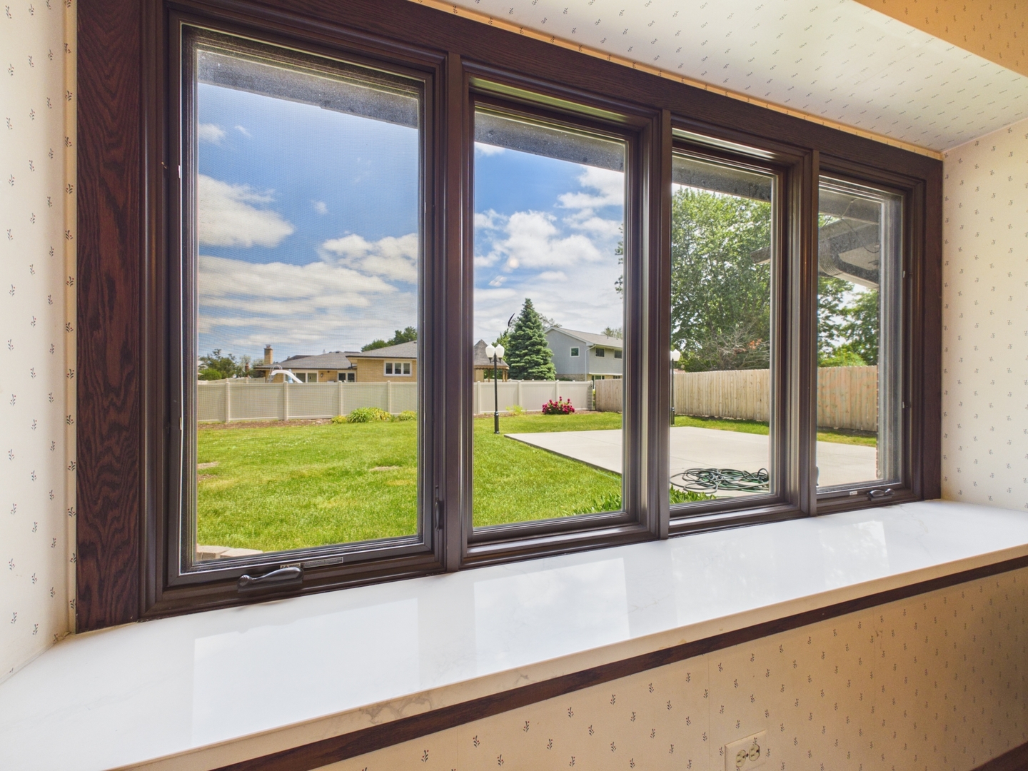 6723 Kingswood Road Willowbrook, IL 60527 - Photo 17 of 51 a view of a room that has a large window