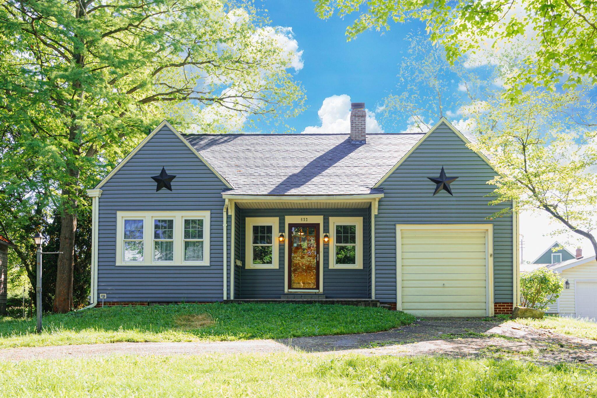 1-web-or-mls-632 Beverly Rd 001
