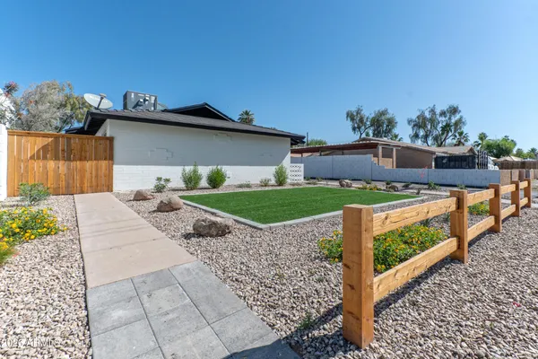 $849,000 | 3020 East Yale Street, Phoenix, AZ 85008