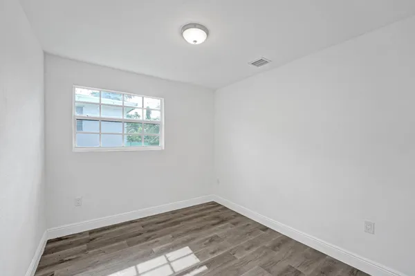 $1,995 | 435 Northwest 82nd Terrace, Unit 2, Miami, FL 33150