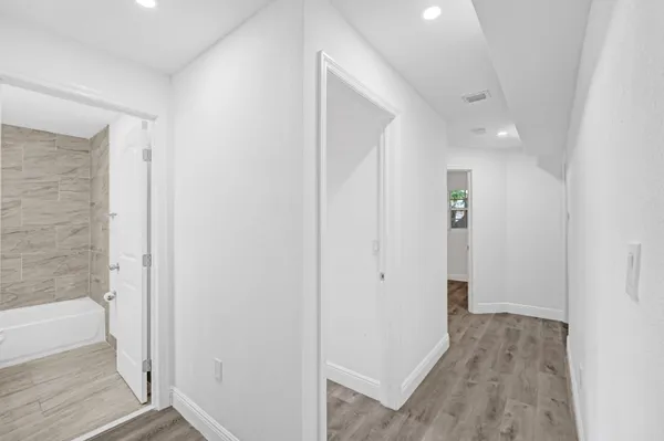 $1,995 | 435 Northwest 82nd Terrace, Unit 2, Miami, FL 33150