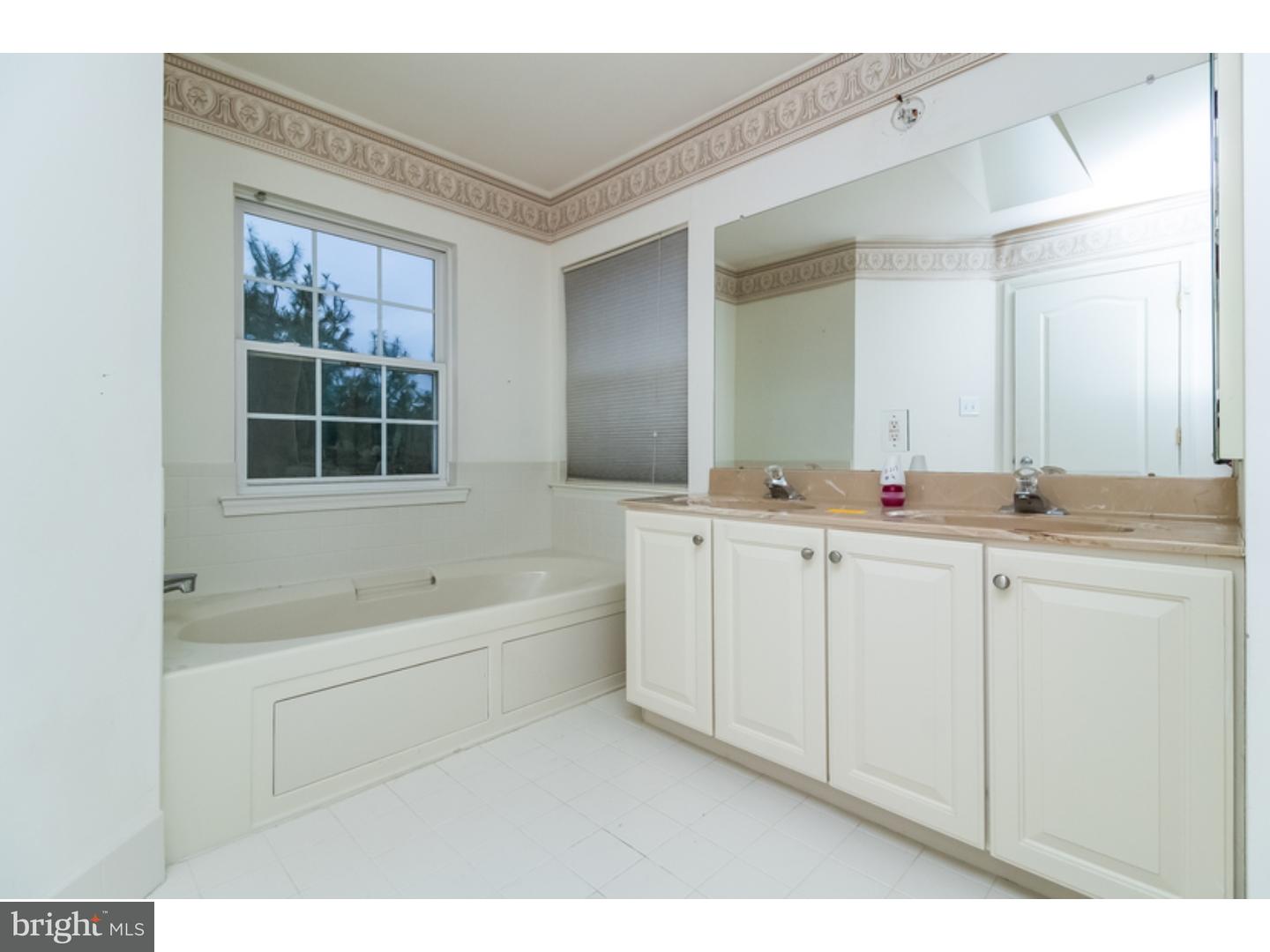 6 Waters Edge Drive Riverside, NJ 08075 - Photo 14 of 23