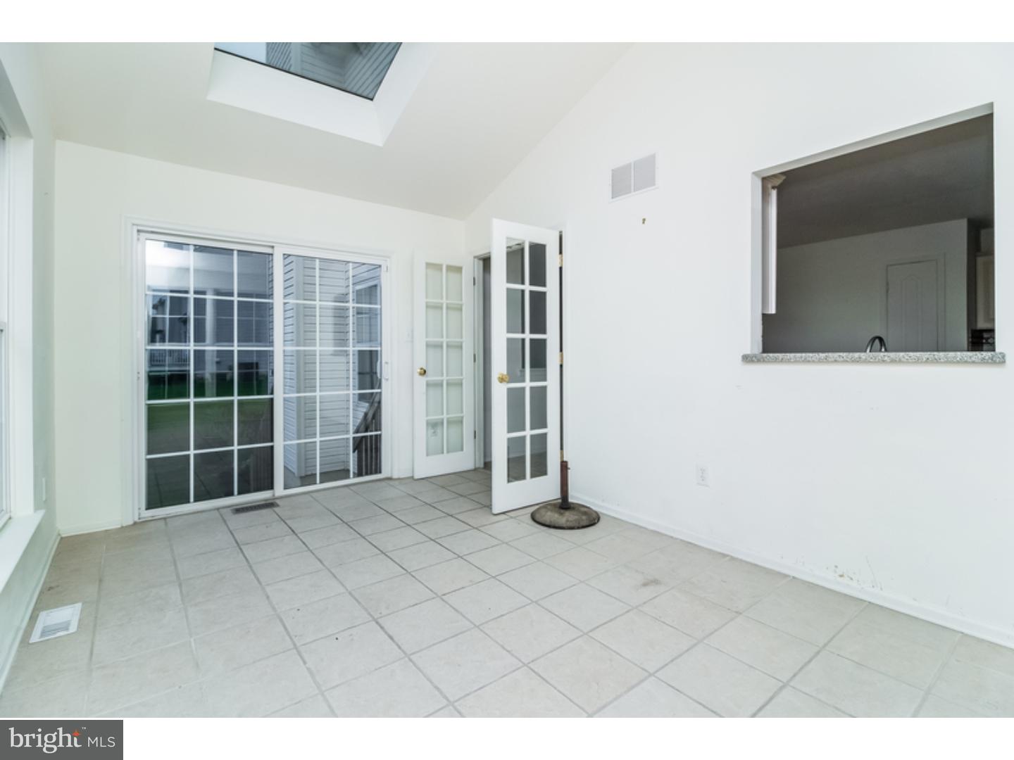 6 Waters Edge Drive Riverside, NJ 08075 - Photo 16 of 23