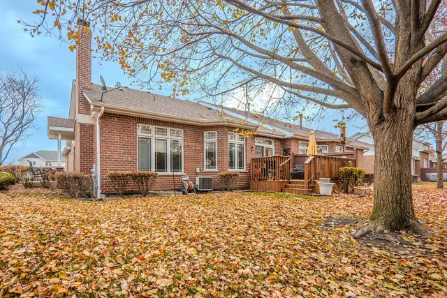 $400,000 | 18808 Foxglove Lane, Mokena, IL 60448