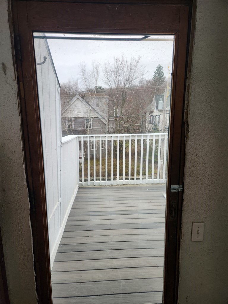 346 Carrington Avenue Woonsocket, RI 02895 - Photo 19 of 28