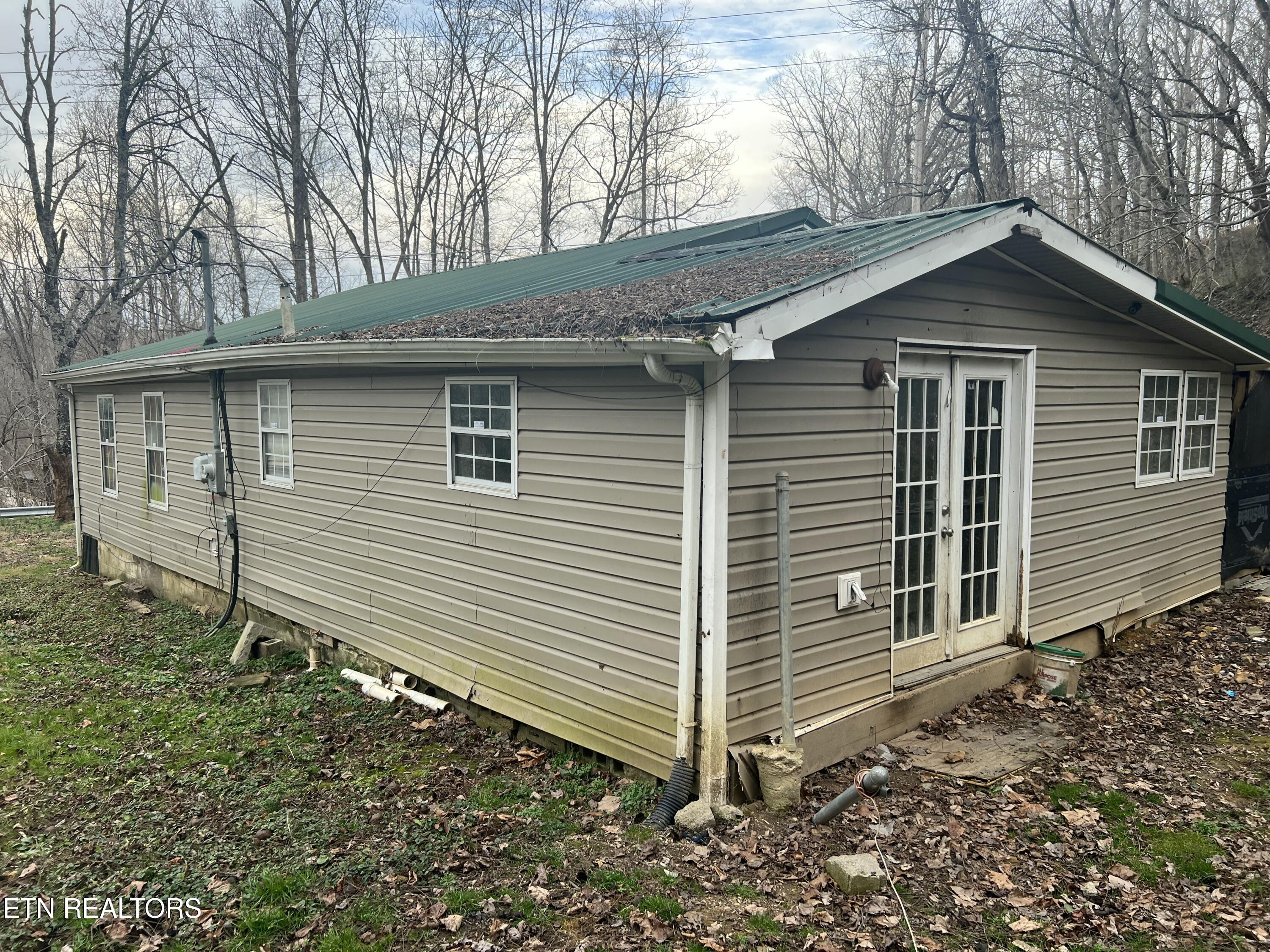 2074 Long Hollow Road La Follette, TN 37766 - Photo 15 of 16 Back corner