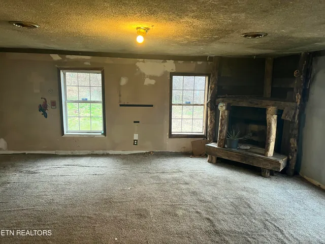 $45,000 | 2074 Long Hollow Road, La Follette, TN 37766