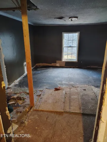 $45,000 | 2074 Long Hollow Road, La Follette, TN 37766