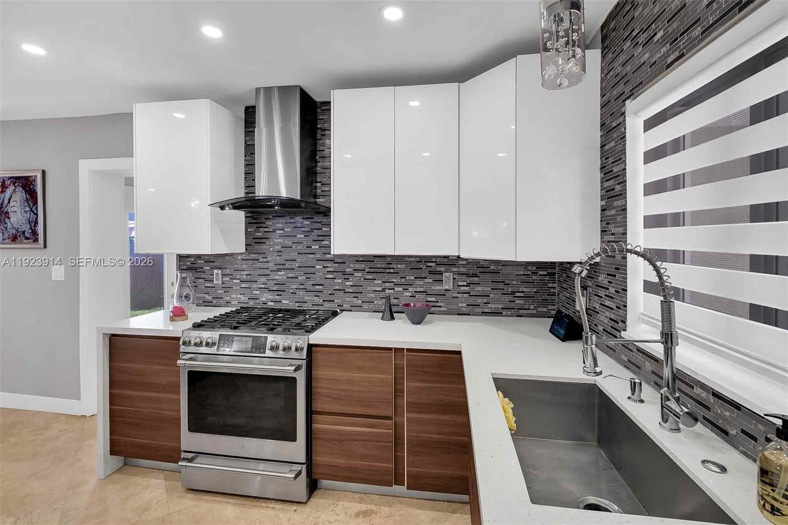 461 Northeast 115th Street Miami, FL 33161 - Photo 13 of 33