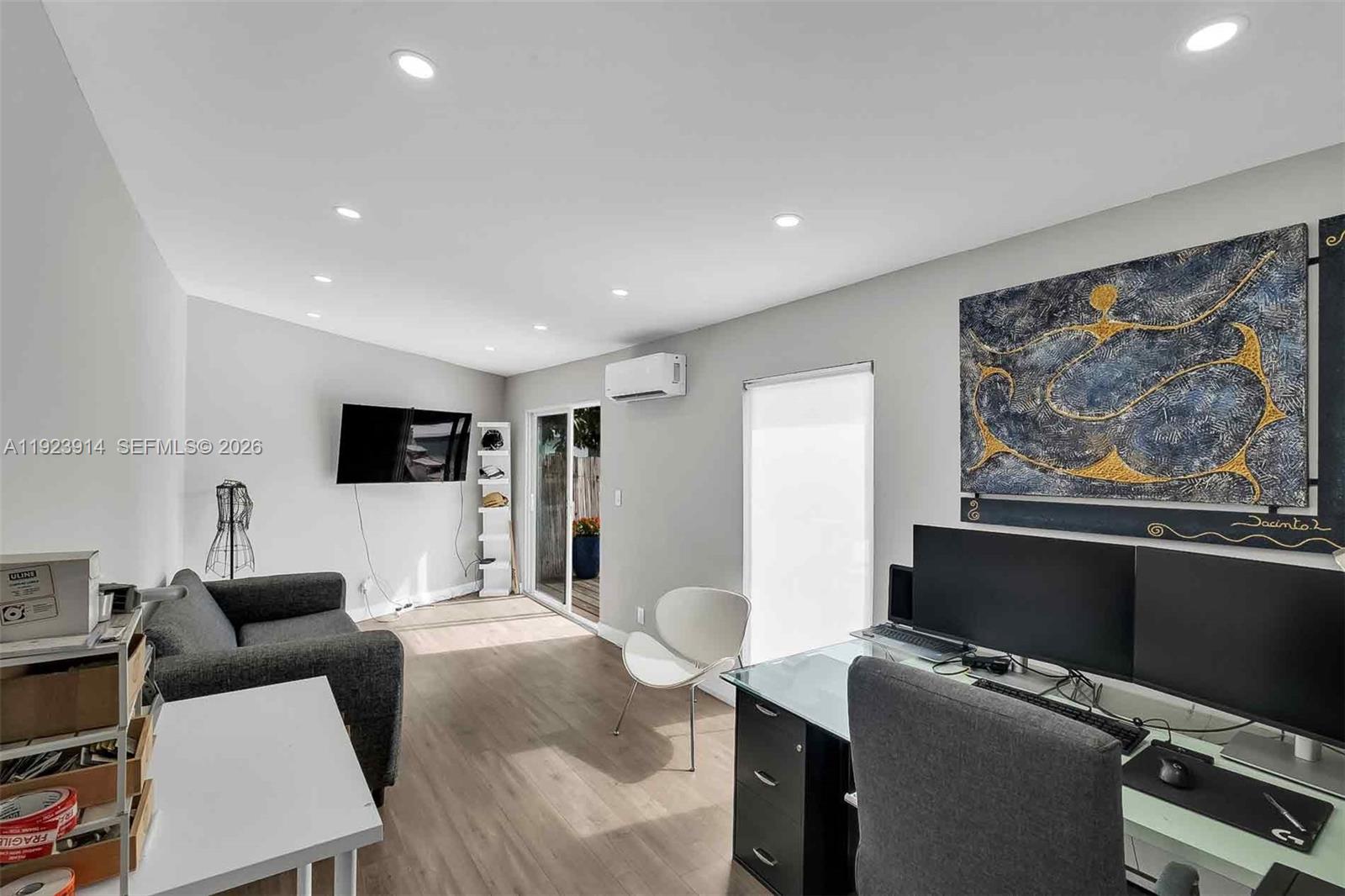 461 Northeast 115th Street Miami, FL 33161 - Photo 25 of 33