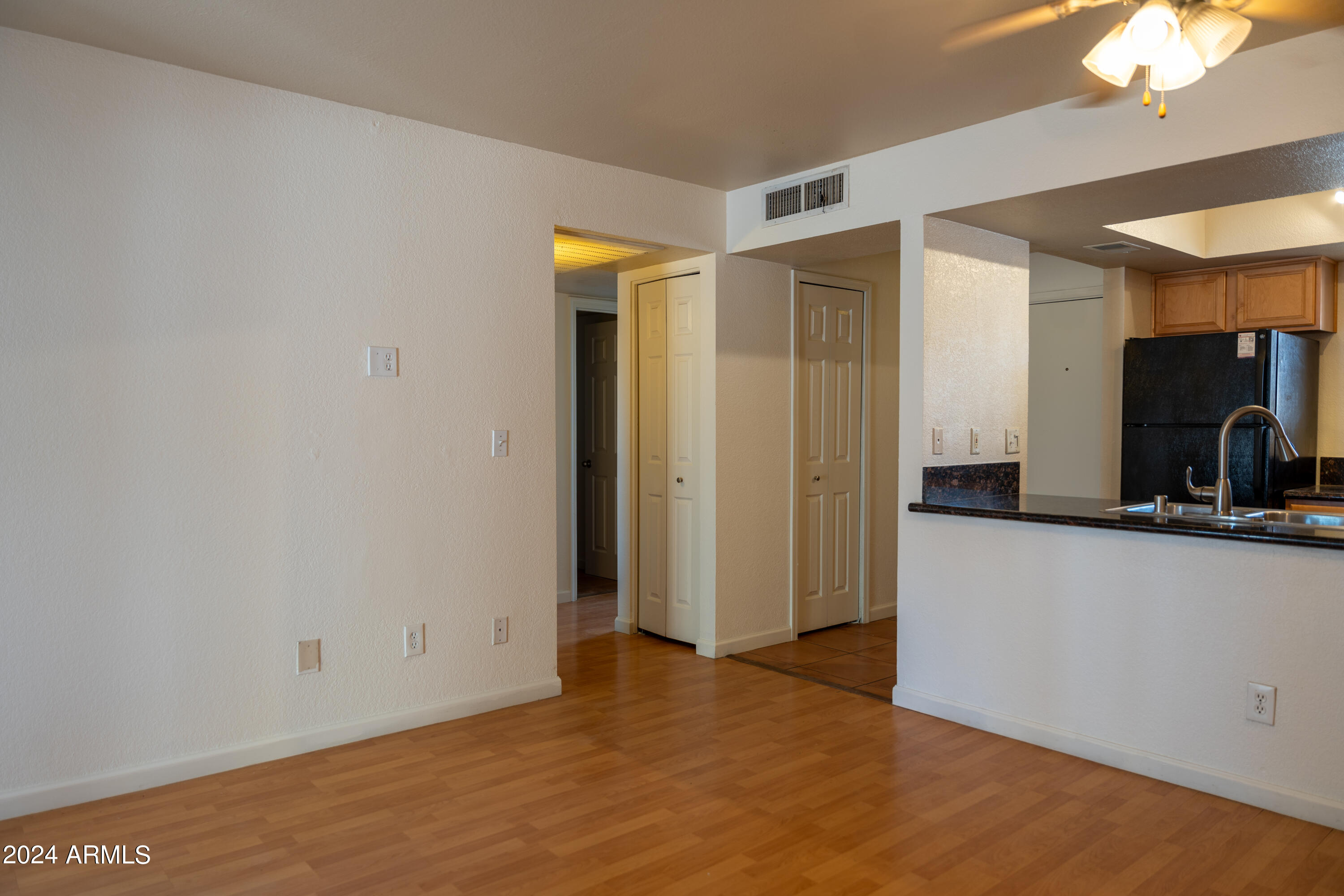 1065 West 1st Street, Unit 114 Tempe, AZ 85281 - Photo 5 of 25 DSC09188-HDR