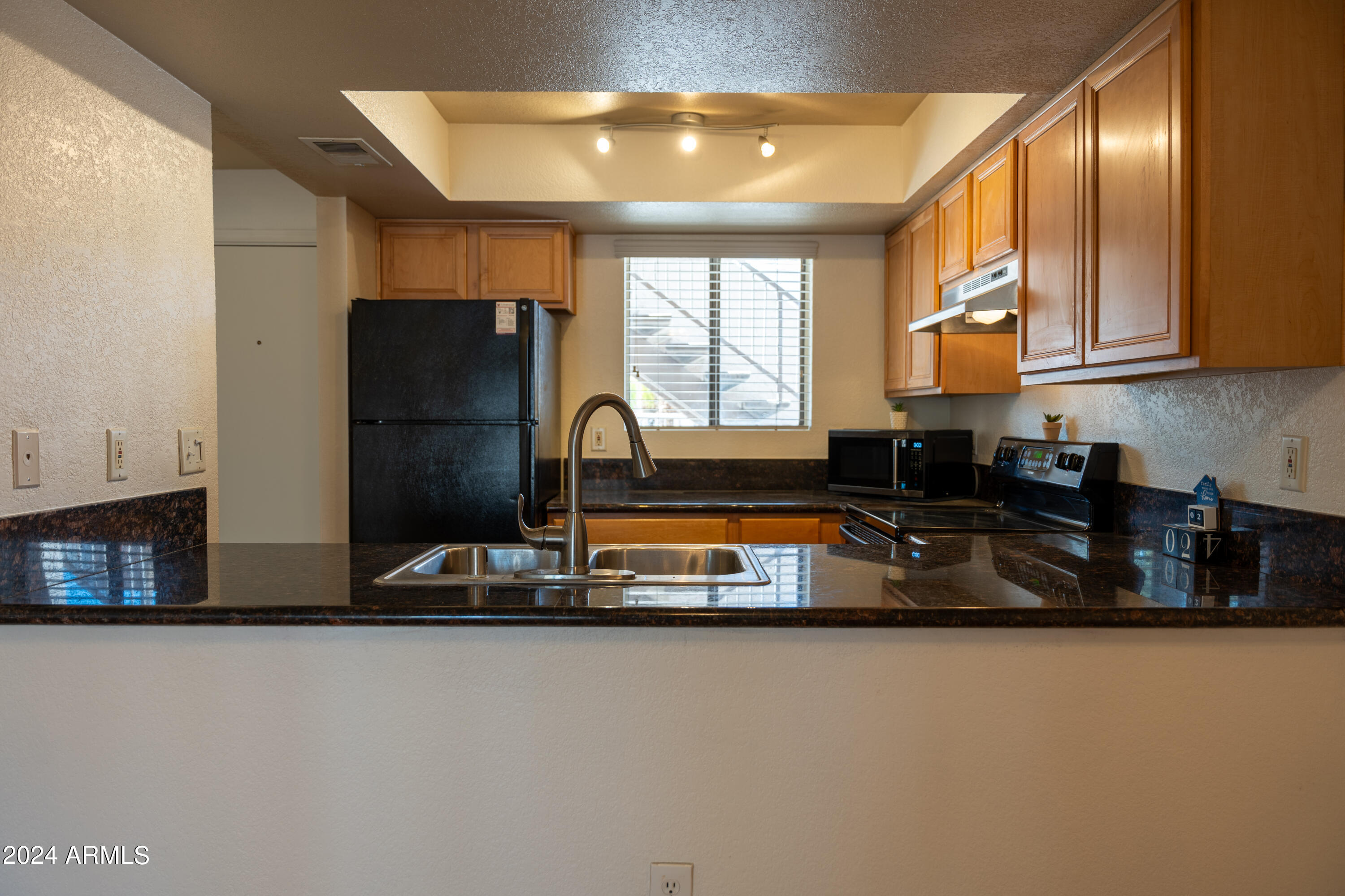 1065 West 1st Street, Unit 114 Tempe, AZ 85281 - Photo 6 of 25 DSC09194-HDR