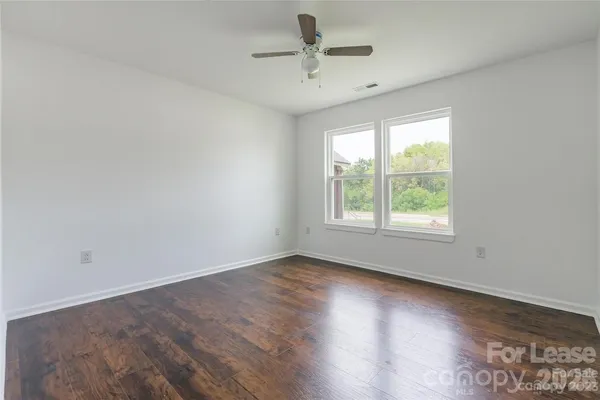 $1,800 | 303 Cabarrus Avenue West, Concord, NC 28025