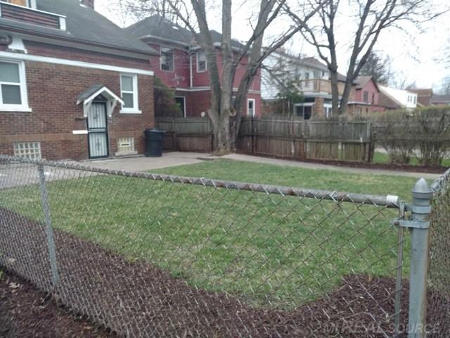 5581 Yorkshire Road Detroit, MI 48224 - Photo 25 of 27