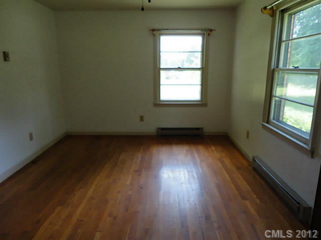 3410 Hickory Grove Road Gastonia, NC 28056 - Photo 13 of 16 Gallery Image 13