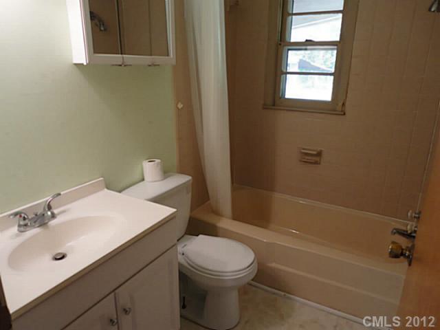 3410 Hickory Grove Road Gastonia, NC 28056 - Photo 14 of 16 Gallery Image 14