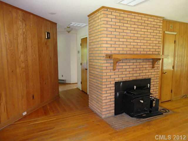 3410 Hickory Grove Road Gastonia, NC 28056 - Photo 7 of 16 Gallery Image 7