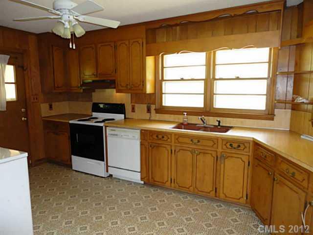 3410 Hickory Grove Road Gastonia, NC 28056 - Photo 8 of 16 Gallery Image 8