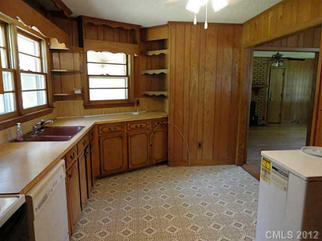 3410 Hickory Grove Road Gastonia, NC 28056 - Photo 9 of 16 Gallery Image 9