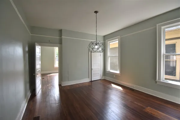 $975 | 2150 Monroe Avenue, Unit 1, Memphis, TN 38104