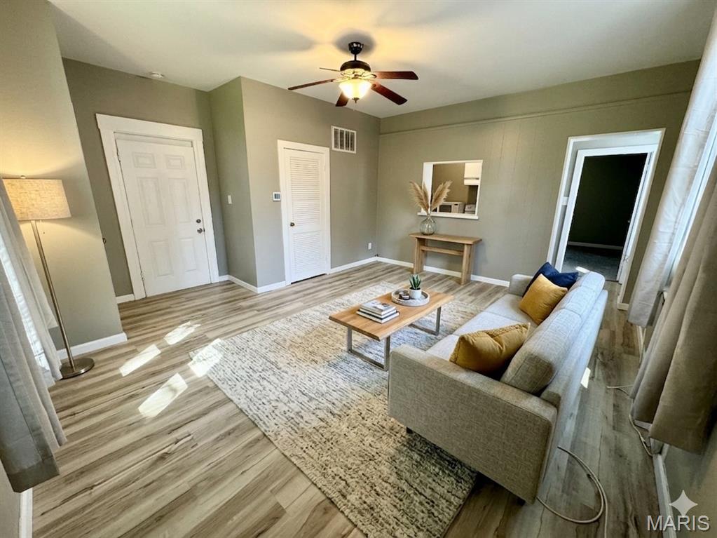 617 Sycamore Street, Unit 4 Belleville, IL 62220 - Photo 13 of 38