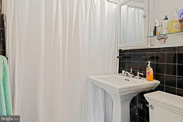 $1,399,000 | 1223 Providence Terrace, McLean, VA 22101