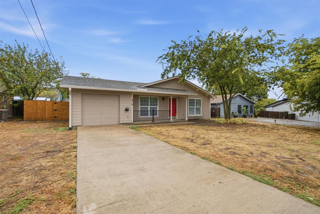 1416 North Rusk Street Weatherford, TX 76086 - Photo 3 of 24 Gallery Image 3