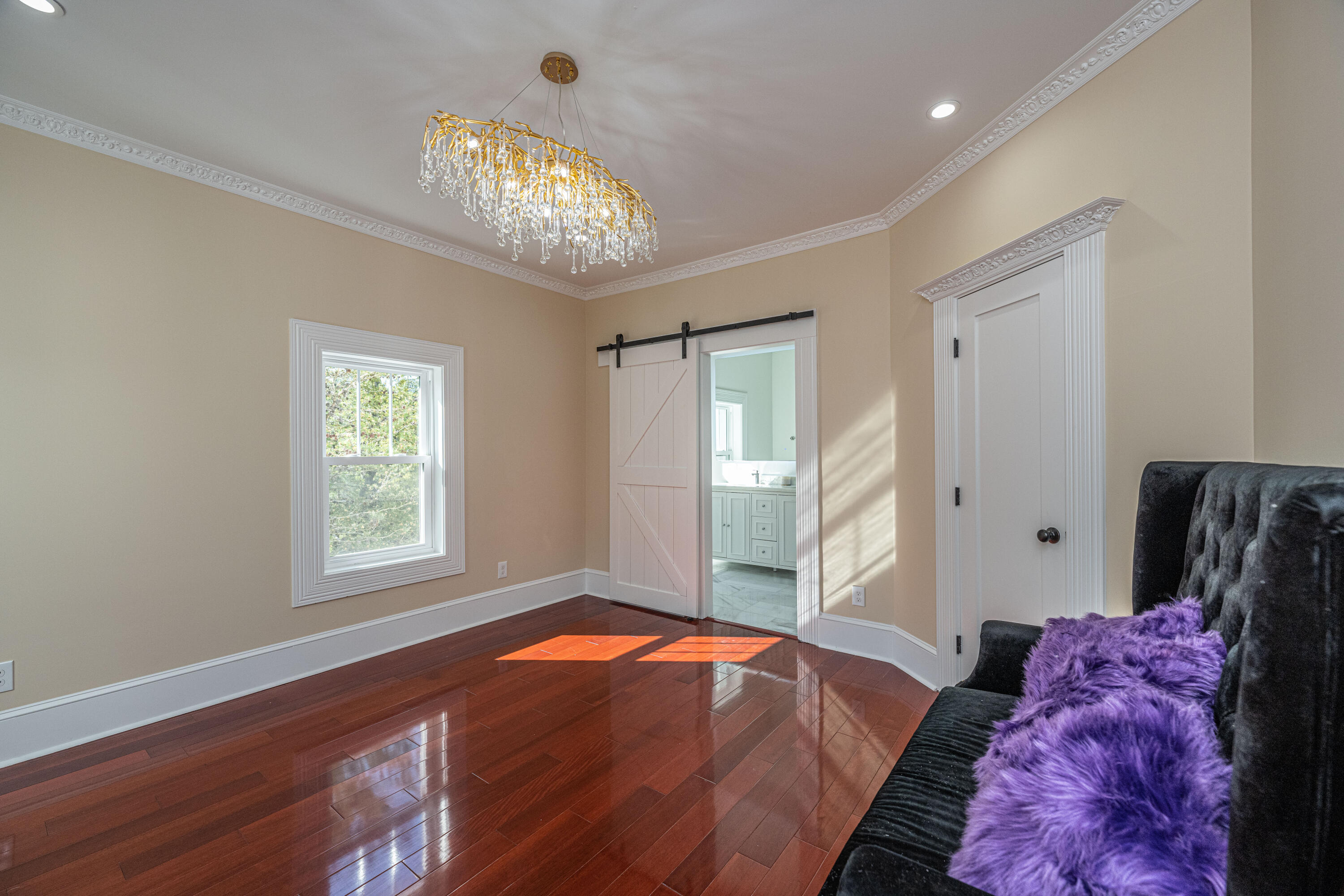 2287 Ashley River Road Charleston, SC 29414 - Photo 37 of 53 2nd floor guest room