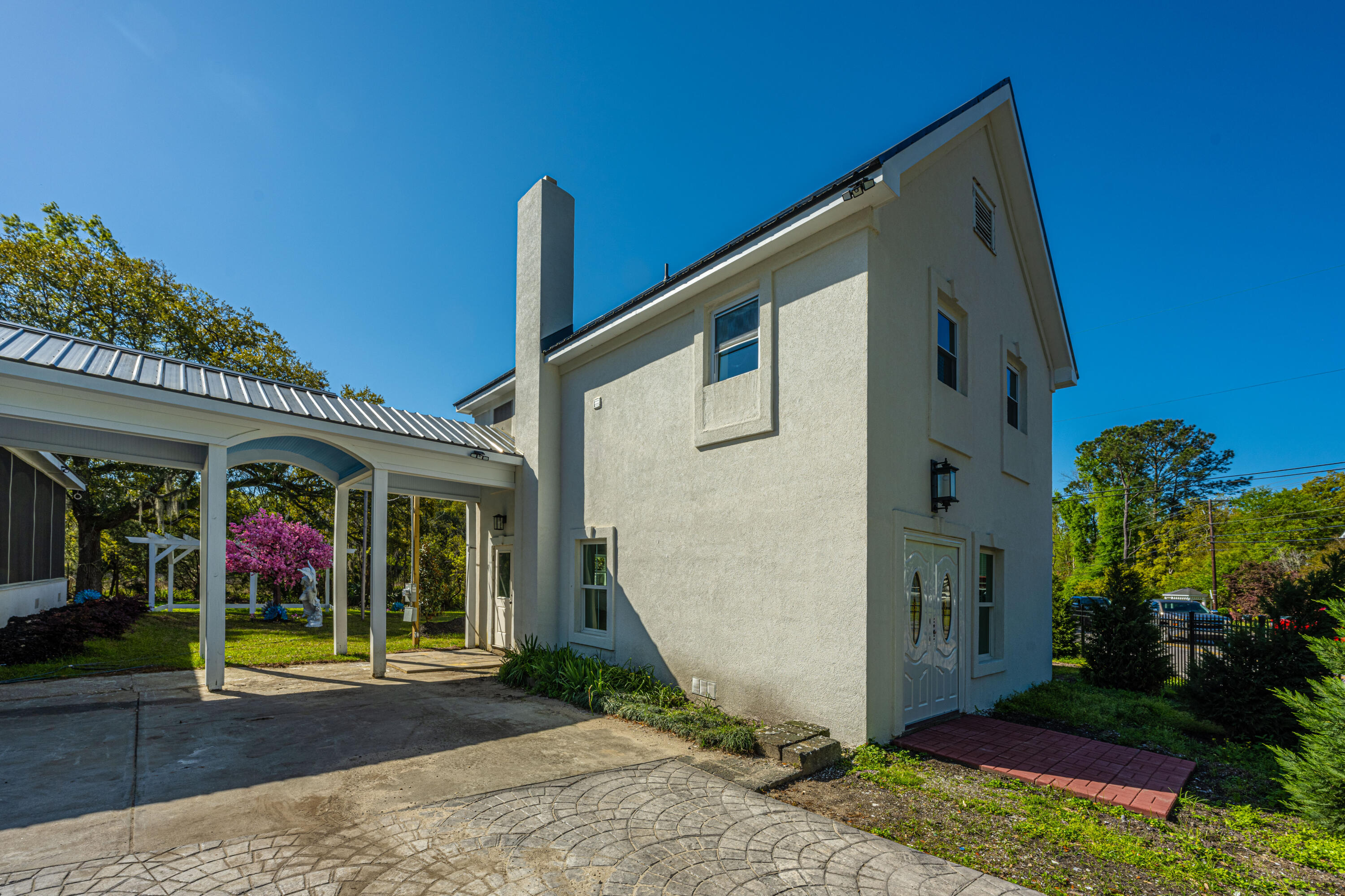 2287 Ashley River Road Charleston, SC 29414 - Photo 48 of 53 Carriage House