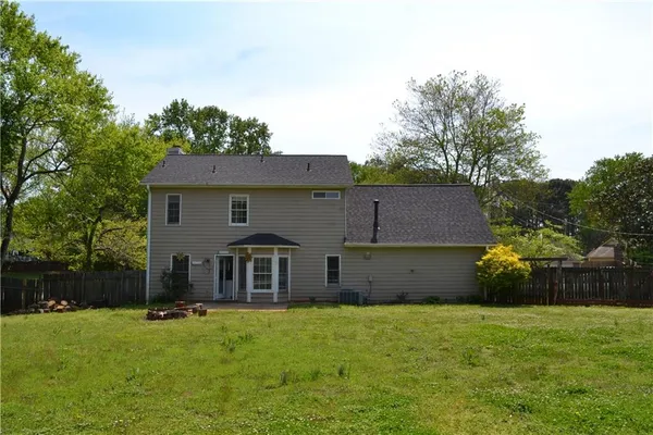 $2,300 | 1591 Willow Bend Way, Snellville, GA 30078