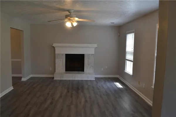 $2,300 | 1591 Willow Bend Way, Snellville, GA 30078