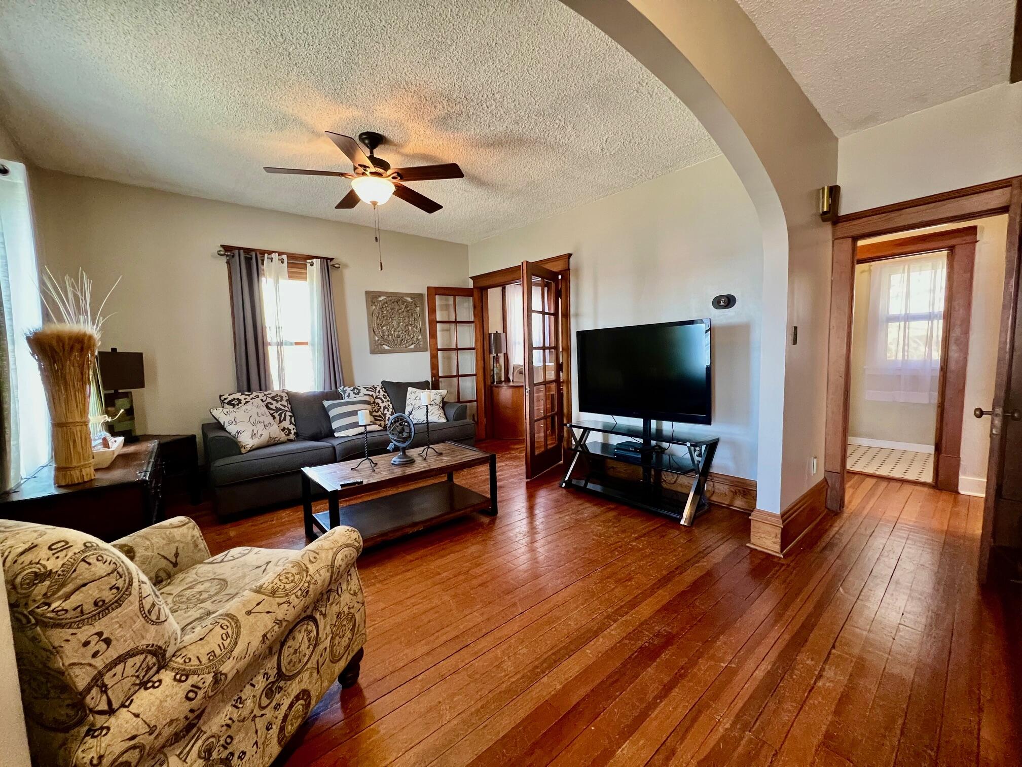 148 Main Street Ferryville, WI 54628 - Photo 4 of 37 Living RM