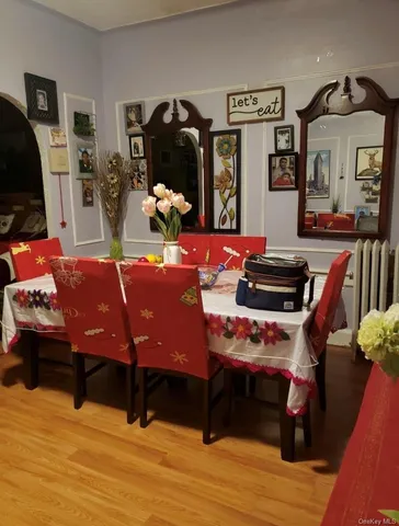 a room with wooden floor