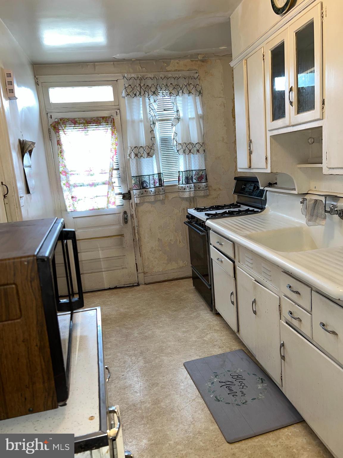 439 21st Street Northeast Washington, DC 20002 - Photo 4 of 26