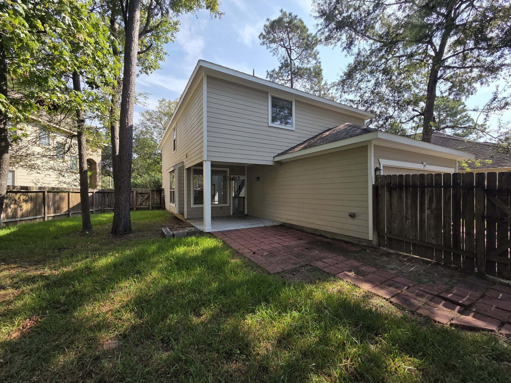 90 Panterra Way Spring, TX 77382 - Photo 3 of 20 Gallery Image 3