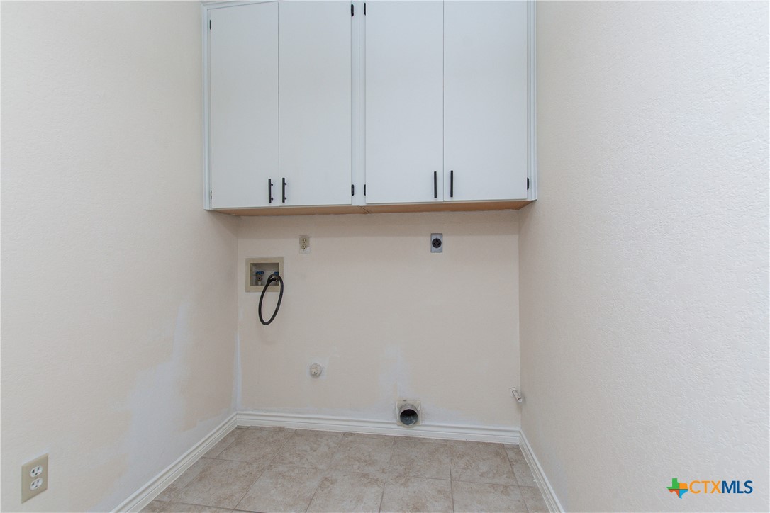 4713 Stagecoach Trail Temple, TX 76502 - Photo 7 of 23 a view of an empty room