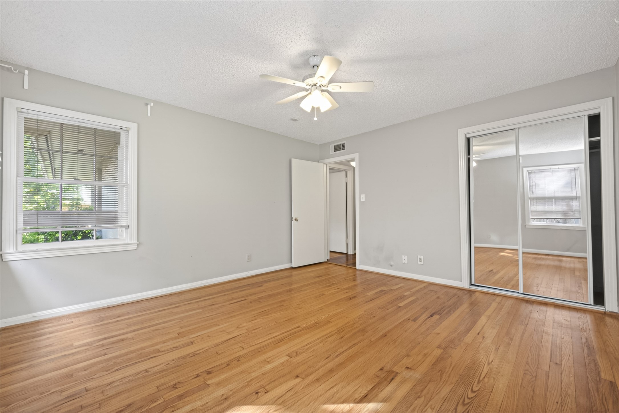 3731 Drake Street Houston, TX 77005 - Photo 26 of 36