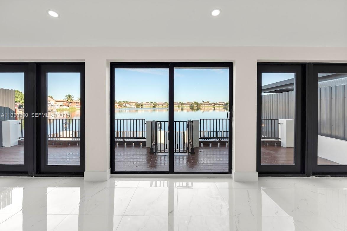 2737 West 55th Place Hialeah, FL 33016 - Photo 35 of 44