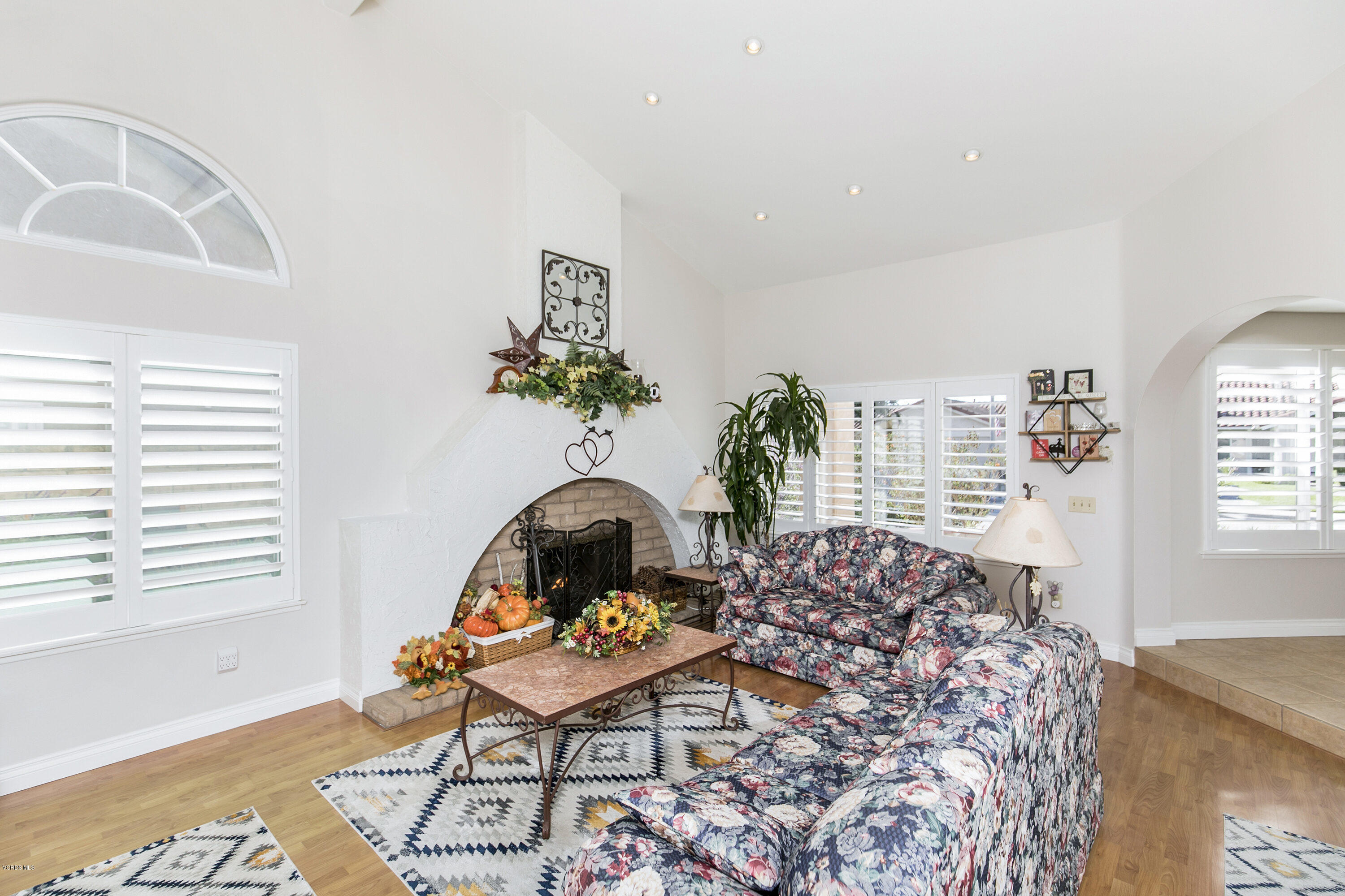 4722 Avedon Road Moorpark, CA 93021 - Photo 8 of 38 a living room with furniture and a window