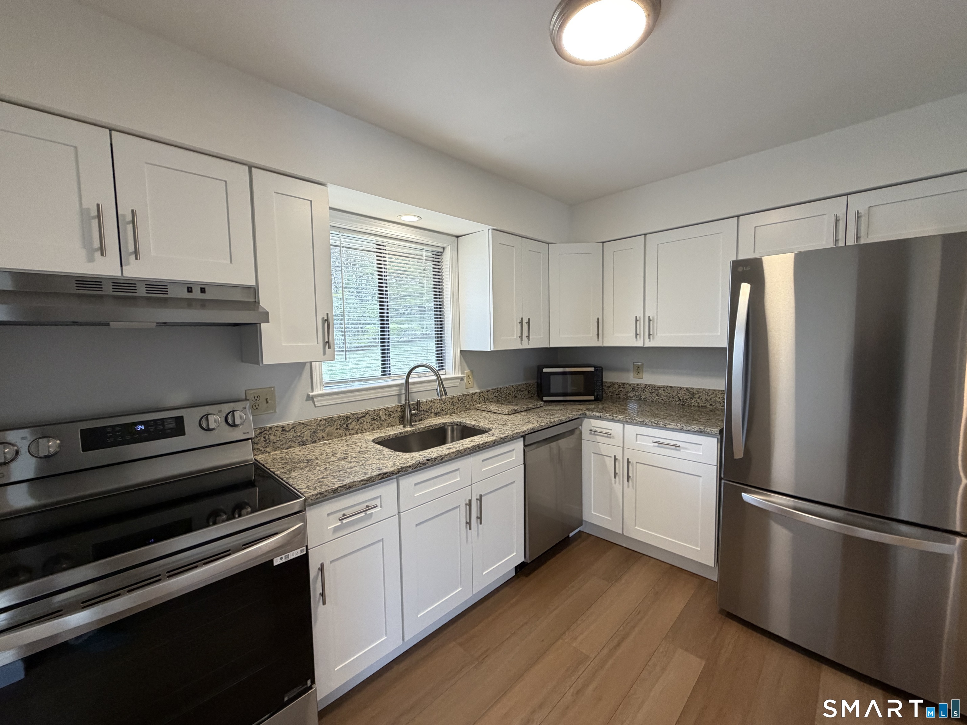 7 Homestead Lane, Unit 7 Brookfield, CT 06804 - Photo 7 of 26