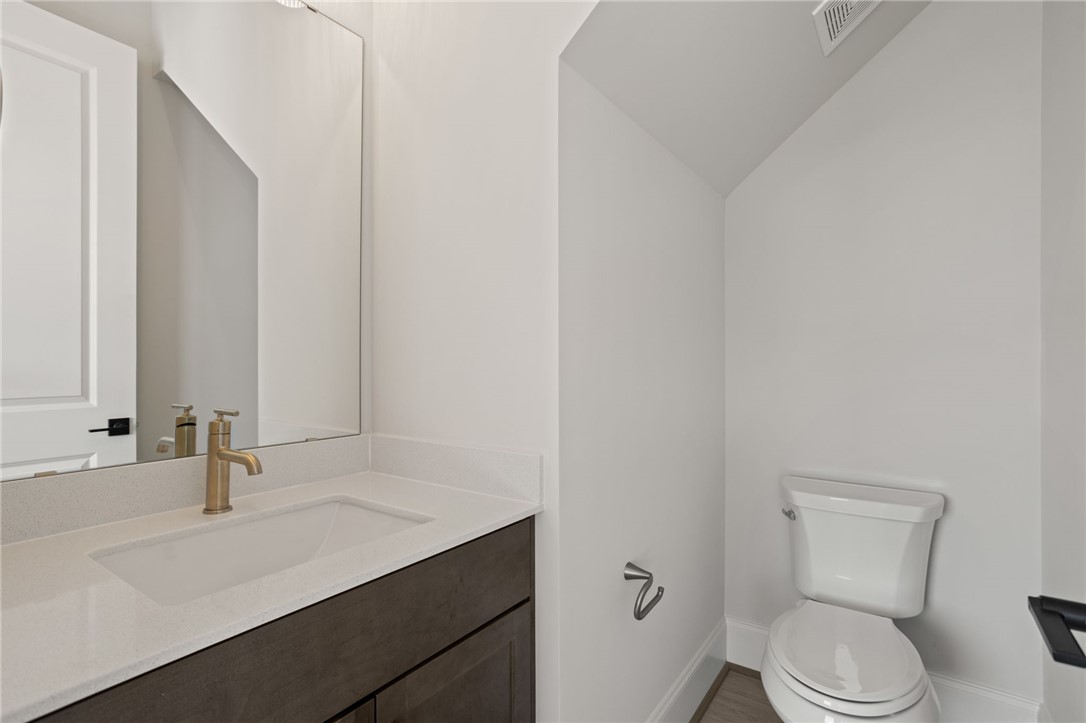 528 Rosedale Way Seneca, SC 29672 - Photo 4 of 29 Half Bath