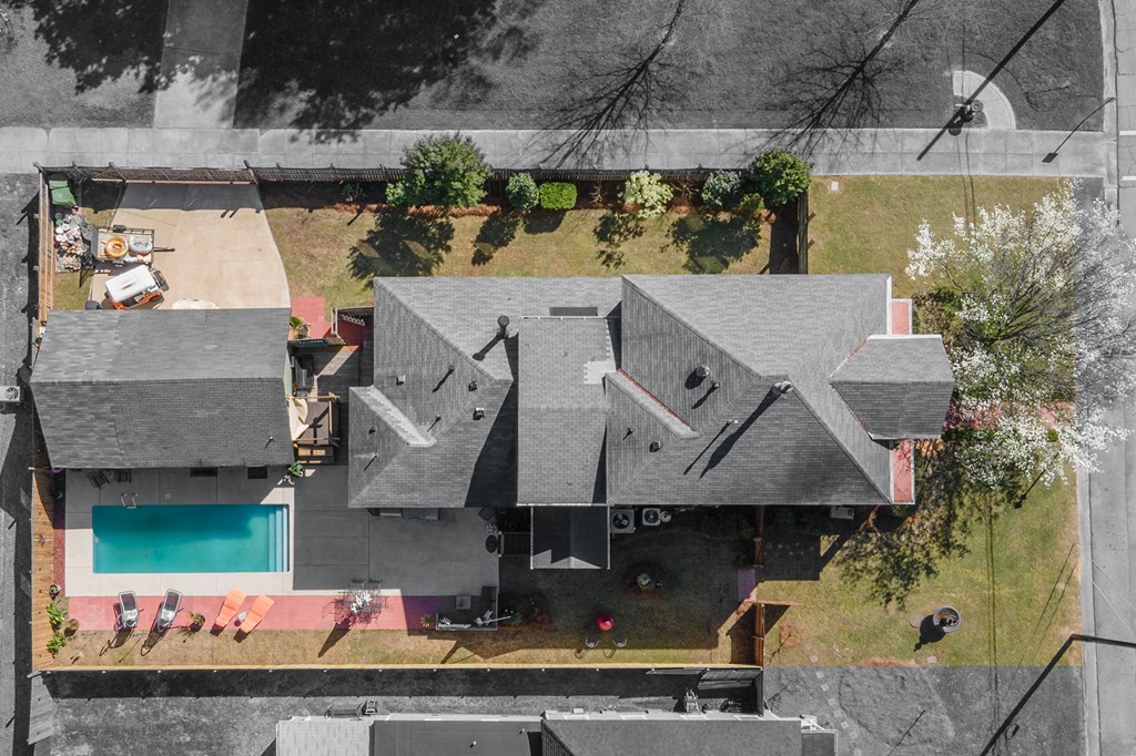 215 7th Street Columbus, GA 31901 - Photo 2 of 64 an aerial view of a house with a yard