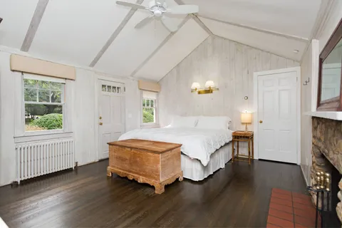 474 Water Mill, Southampton, NY 11968