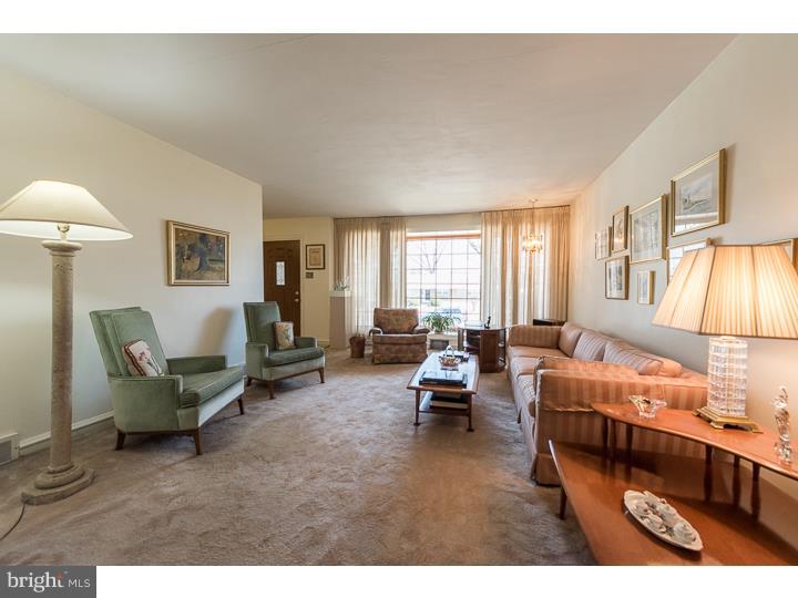 2120 Springhouse Road Broomall, PA 19008 - Photo 5 of 25 Living Room