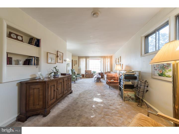 2120 Springhouse Road Broomall, PA 19008 - Photo 7 of 25 Living Room