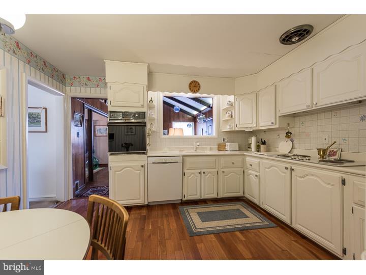 2120 Springhouse Road Broomall, PA 19008 - Photo 8 of 25 Kitchen